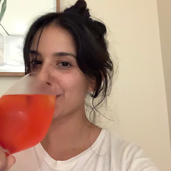 Meet your Posher, Samantha - Picture 1 of 1